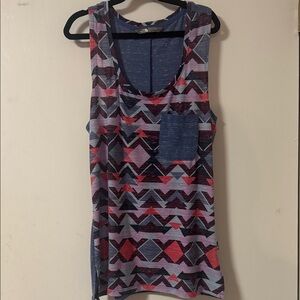 The North Face Geometric Print Tank Top with pocket, women’s size small, EUC